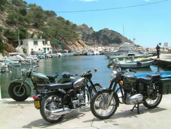 Sunbeam, Velocette, and Bullet at Méjean